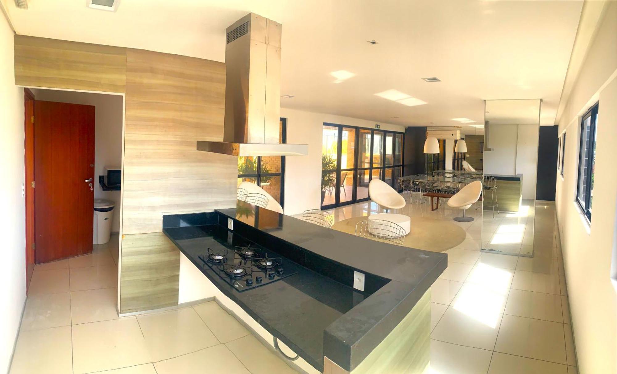 Apartamento 50M Praia- Piscina - Vista Mar - Academia - *