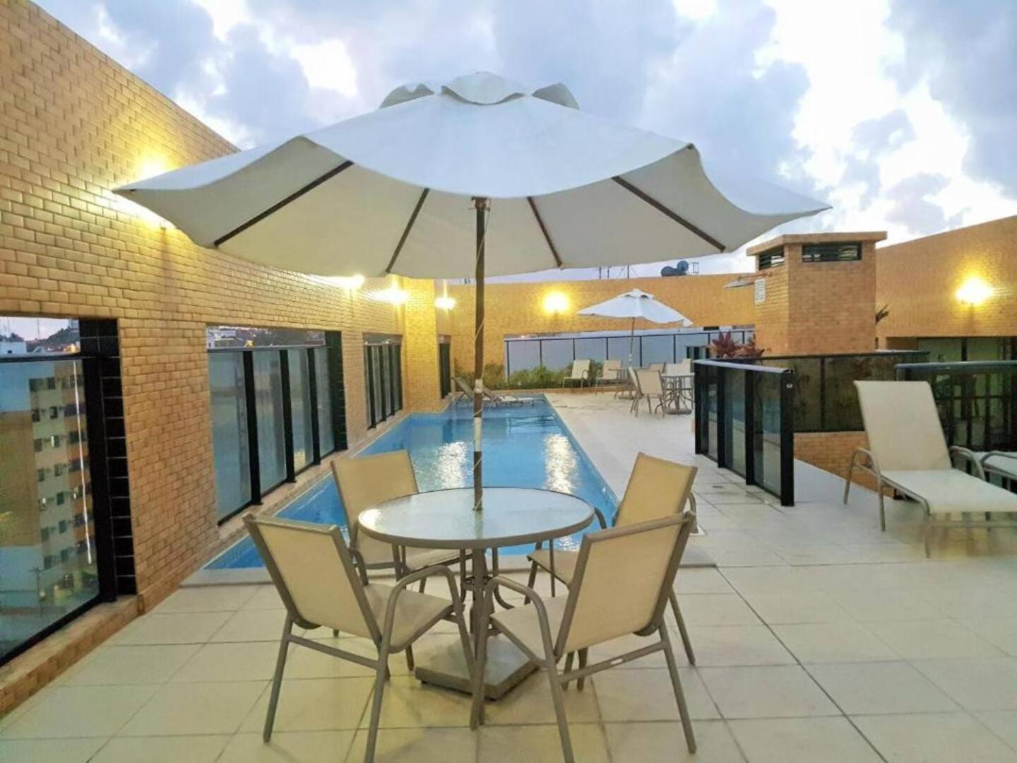 Apartamento Apartamento 50M Praia- Piscina - Vista Mar - Academia - Maceió