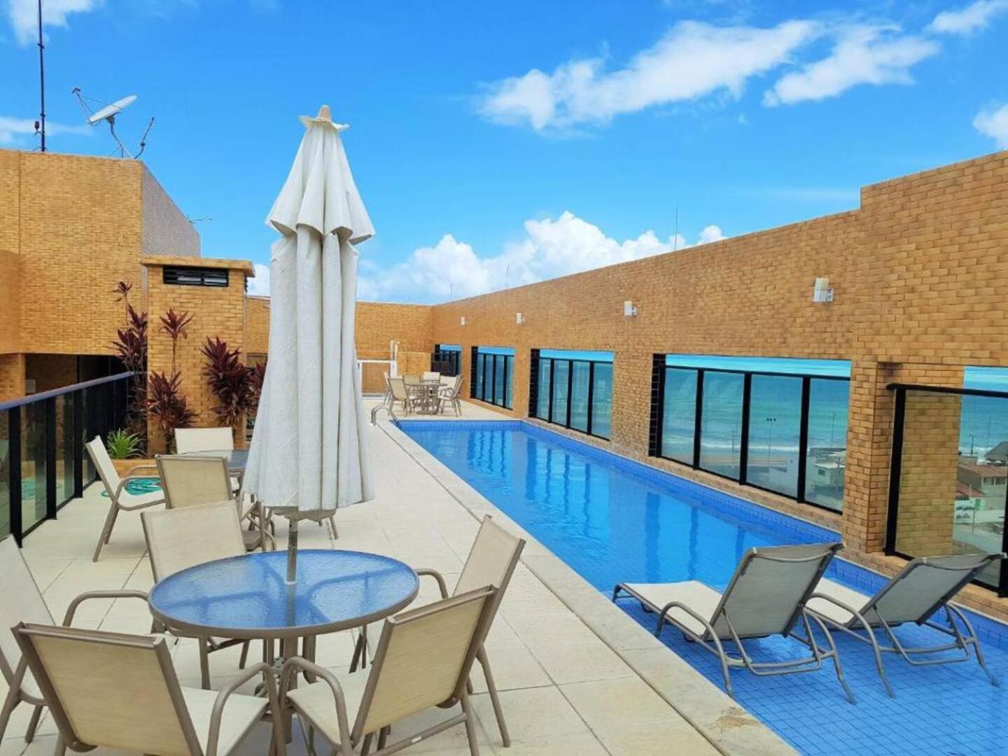 Apartamento Apartamento 50M Praia- Piscina - Vista Mar - Academia - Maceió